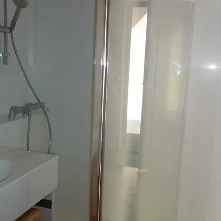 Appartement Cosy 6 Pers. Proche Pistes Avec Balcon, Casier A Skis Et Parking Couvert - Fr-1-573-32 *