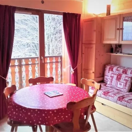Cosy 6 Pers. Proche Pistes Avec Balcon, Casier A Skis Et Parking Couvert - Fr-1-573-32 *